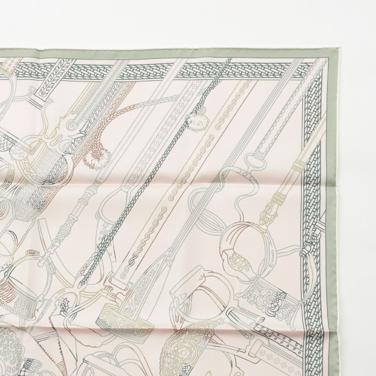 エルメス カレ70 シルク ダブルフェイス CONCOURS D'ETRIERS REMIX