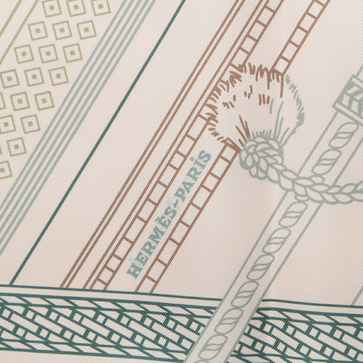 エルメス カレ70 シルク ダブルフェイス CONCOURS D'ETRIERS REMIX