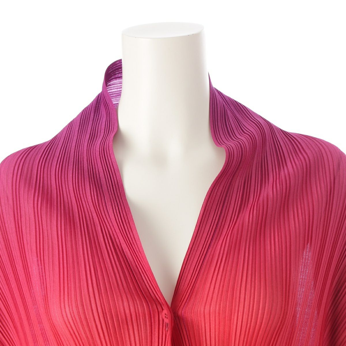 プリーツプリーズ イッセイミヤケ グラデーション 変形 平面 ポンチョ