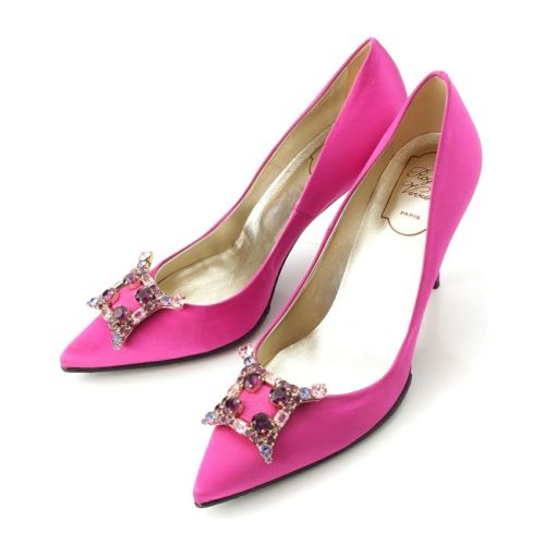 近年モデル ロジェヴィヴィエ バックル ハイヒール パンプス スエード 36 三越伊勢丹 | Roger Vivier/ロジェ ヴィヴィエ通販 | RV ブーケ