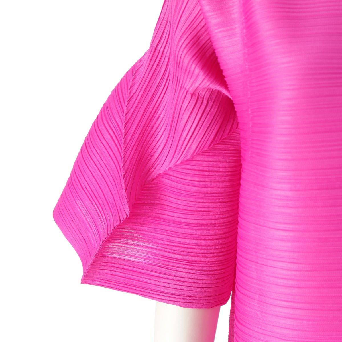 プリーツプリーズ　ピンク　3 プリーツプリーズ イッセイミヤケ 23年 TOUR 五分袖 横プリーツ