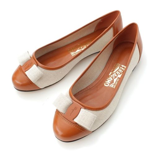 サルヴァトーレフェラガモ 24SS VARINA SUN FLATS ラムレザー コットンリネン ヴァラ金具 フラット パンプス バレエシューズ ブラウン オフホワイト 6D