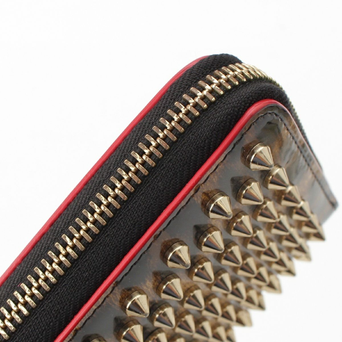 クリスチャンルブタン パネトーネ ラウンドファスナー スタッズ  