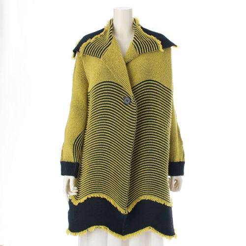 イッセイミヤケ 宮前義之 Yoshiyuki Miyamae 18AW ウール混 3Dスチーム 波プリーツ フリンジ ポンチョ ジャケット コート トップス IM84FD543 イエロー×ダークグリーン 2