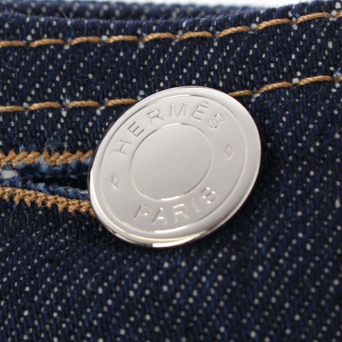 希少◎HERMES エルメス　銀ボタン　デニムスカート　シルバーボタン 希少◎HERMES エルメス銀ボタンデニムスカートシルバーボタン