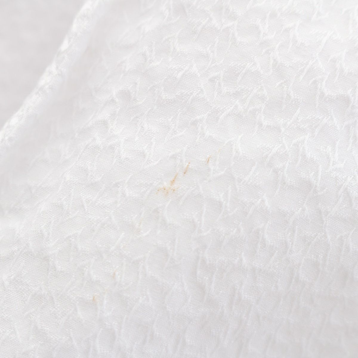 11306【美品・XLサイズ】ルイヴィトン☆近年モデル定番カラー白 長袖シャツ 11306【美品・XLサイズ】ルイヴィトン☆近年モデル定番カラー白